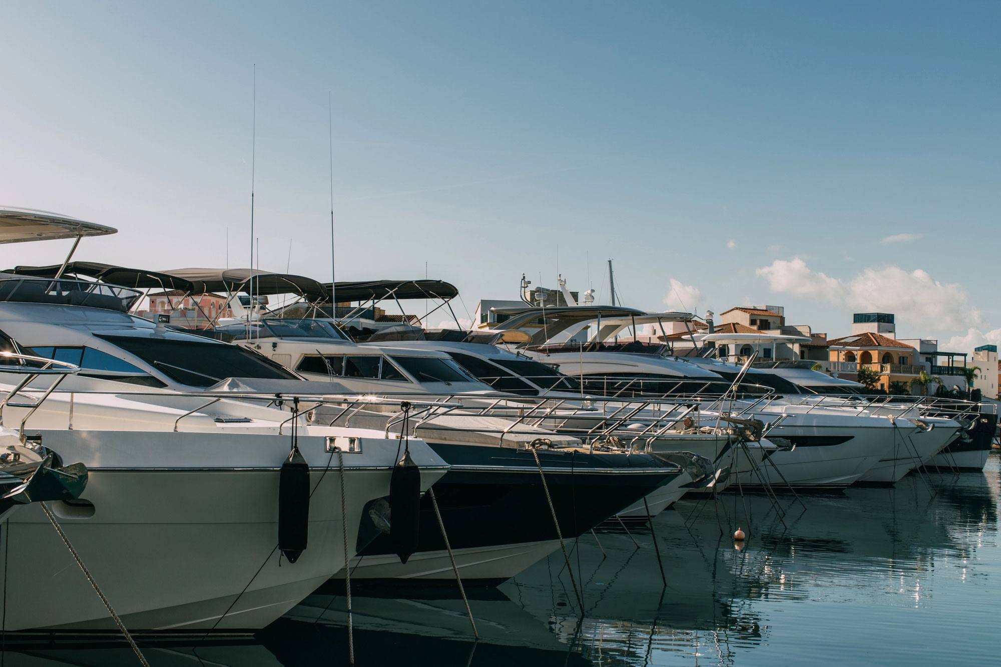 boats on still water with Boat Insurance and Watercraft Insurance In Salisbury, Concord, Mooresville, Kannapolis, Huntersville, Davidson, NC, and the Surrounding Areas
